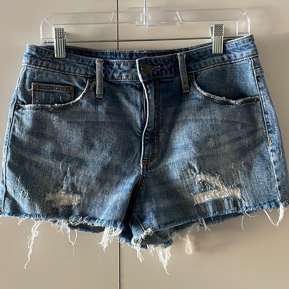 Universal Threads High Rise Jean Shorts